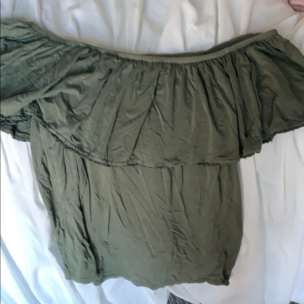 American Eagle top
